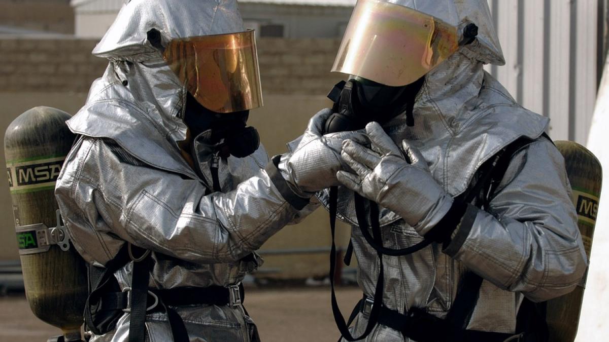 incendiu puternic in bucuresti zeci de persoane au fost evacuate