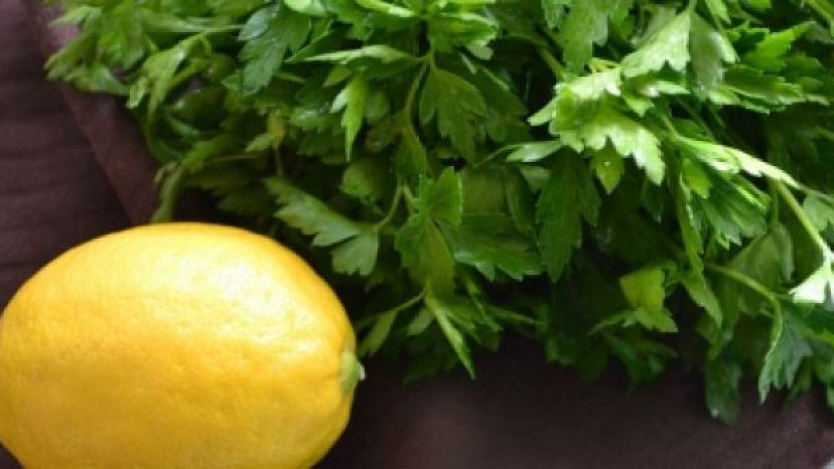 a mancat 3 zile patrunjel ce a observat cand s a urcat pe cantar