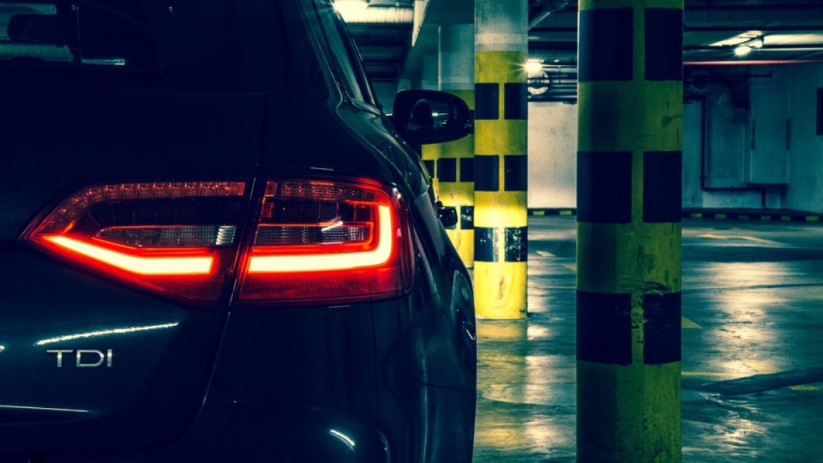 ce a facut o soferita din covasna care a uitat unde si a parcat masina politistii au amendat o