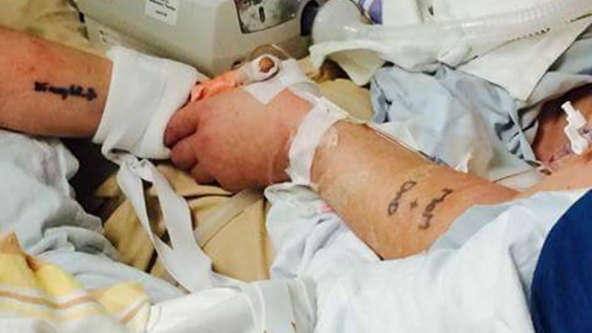 tatal lui avea cancer mama suferise un atac cerebral pe patul de spital s a intamplat ceva uluitor