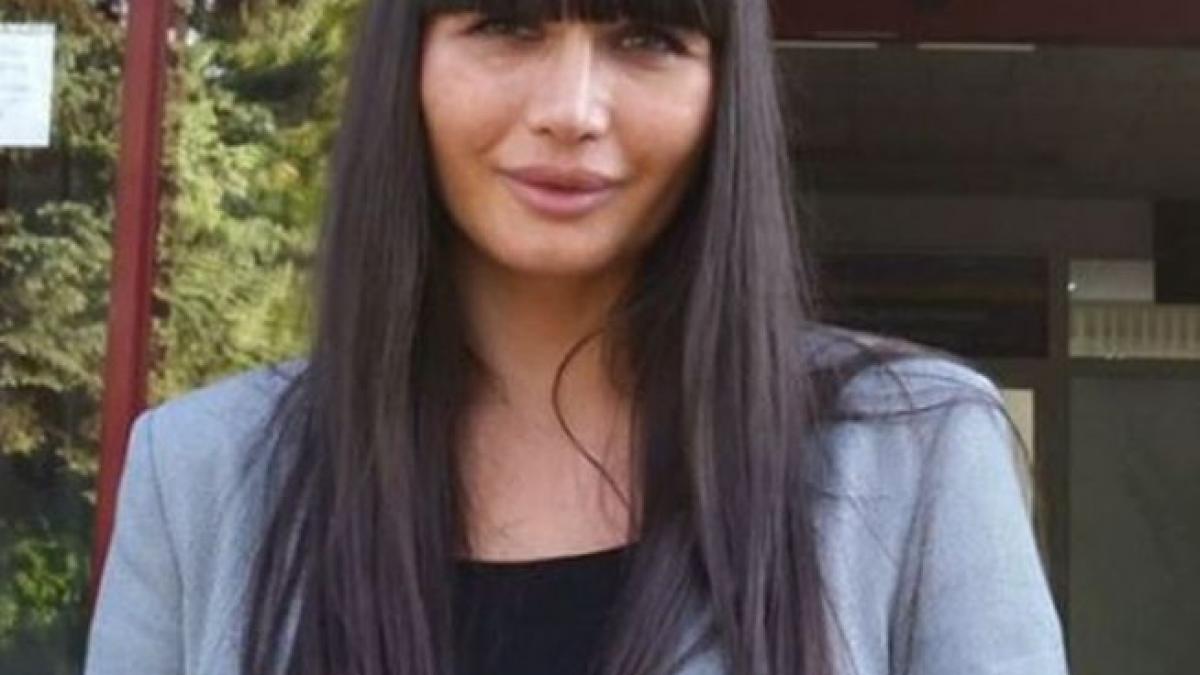 cate operatii estetice are elena basescu verdictul medicului estetician