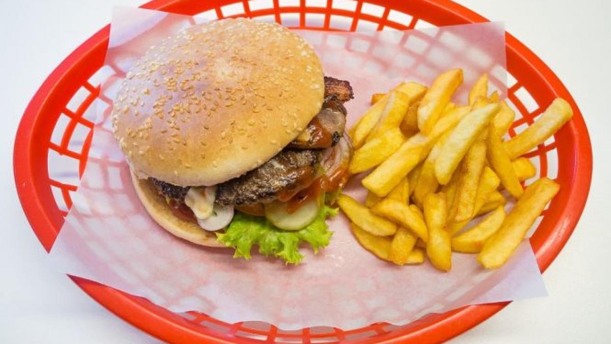 sibiu fast food urile reprezinta jumatate din numarul restaurantelor din judet