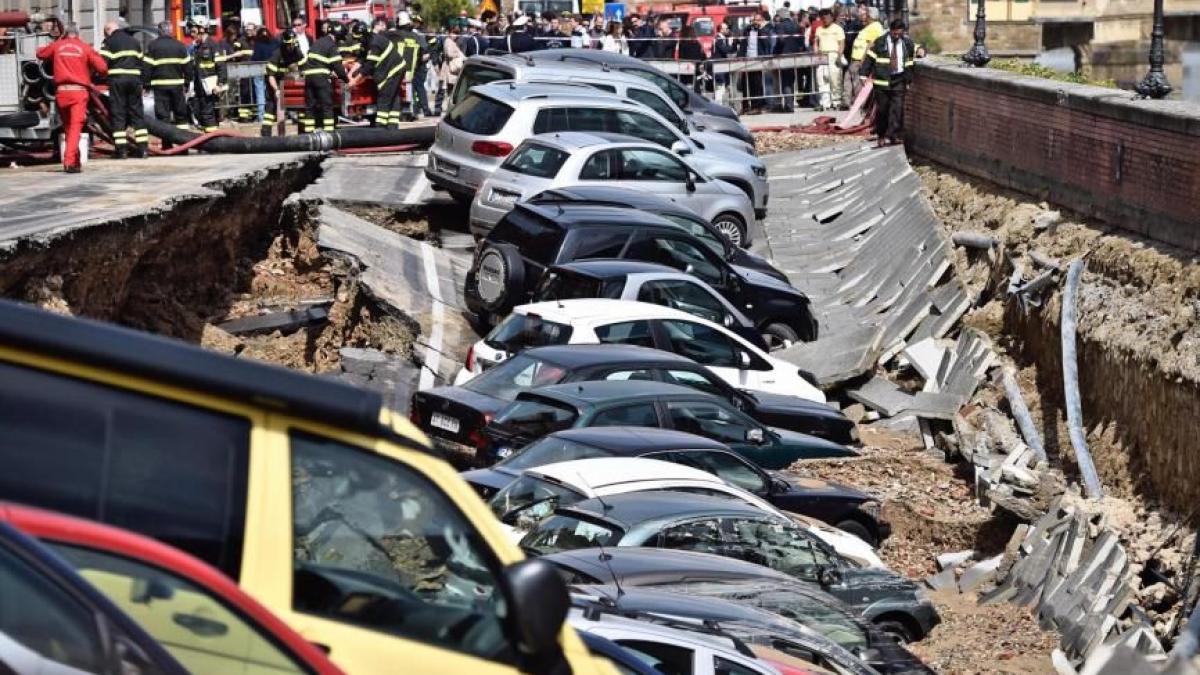 imagini apocaliptice in centrul unui mare oras din italia pamantul s a deschis si a inghitit zeci