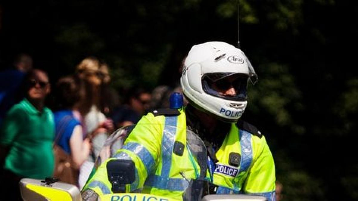 alerta marea britanie terorism evacuare