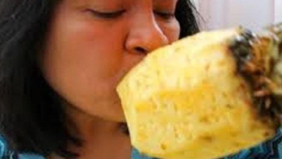 a mancat doar ananas timp de o saptamana uite ce lucru uimitor i s a intamplat