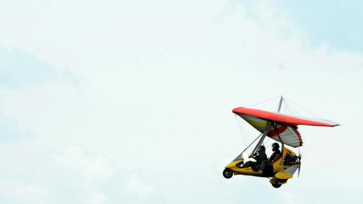 incident aviatic pe aerodromul de la vadeni un motodeltaplan a ratat aterizarea