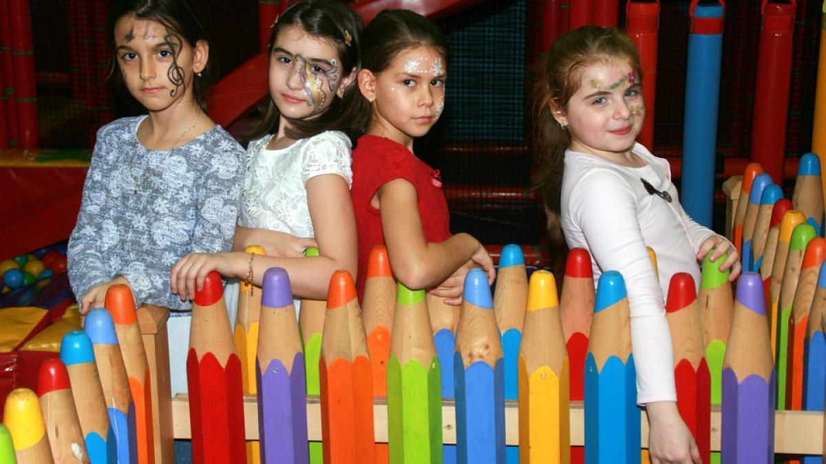 ziua copilului 2016 copiii angajatilor din ministerul muncii invitati pe 1 iunie sa ocupe scaunul