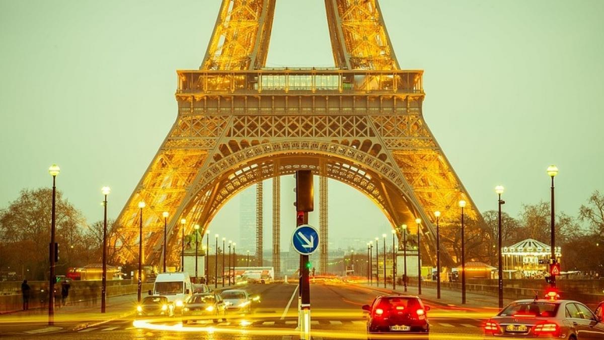 parisul este sub apa imaginile cutremuratoare twitter