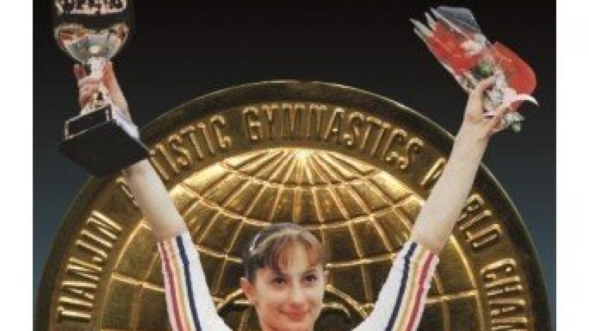 maria olaru si a lansat oficial cartea pretul aurului sinceritate incomoda sunt sentimente sunt