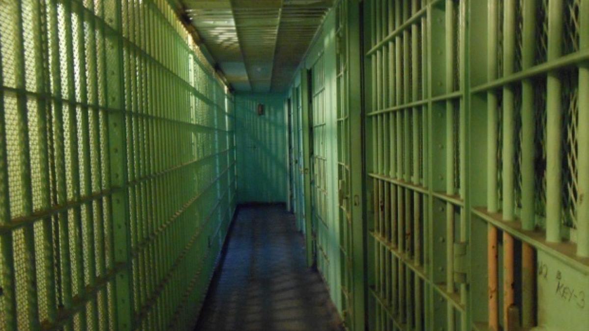 politia este in alerta 17 detinuti au evadat din inchisoare