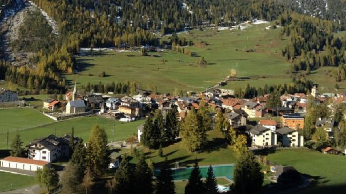 o tara a vrut sa dea fiecarui cetatean 2 500 de dolari pe luna dar poporul a refuzat