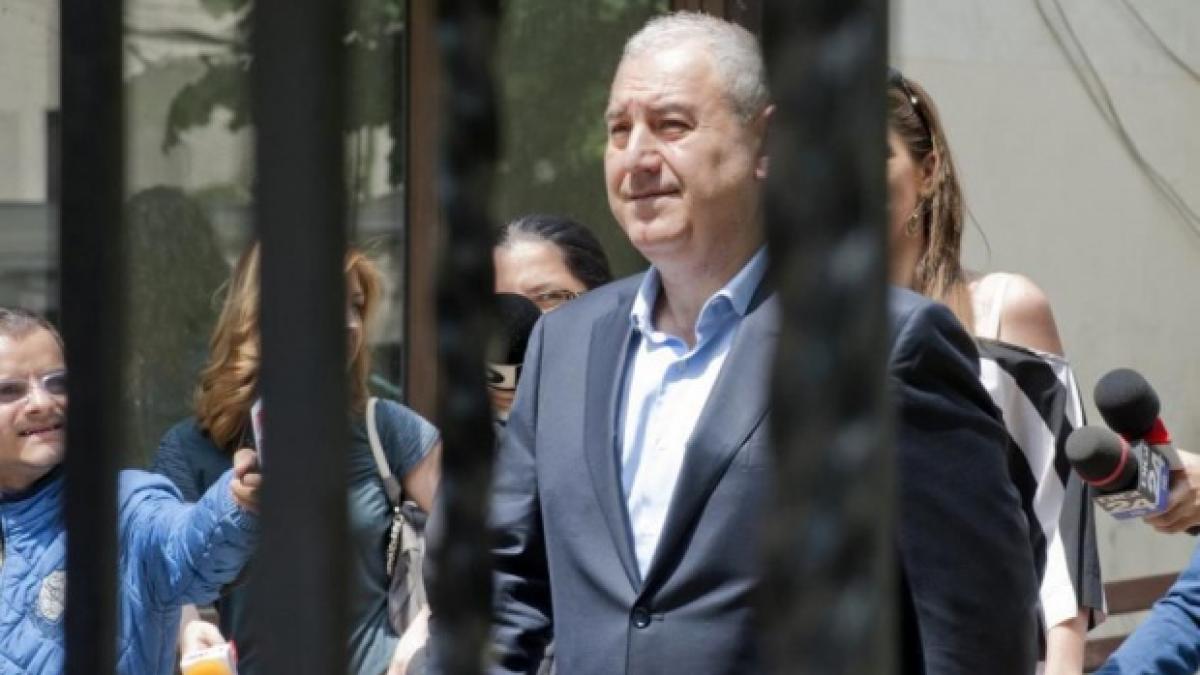 legatura dintre dorin cocos si scandalul urias din sanatate