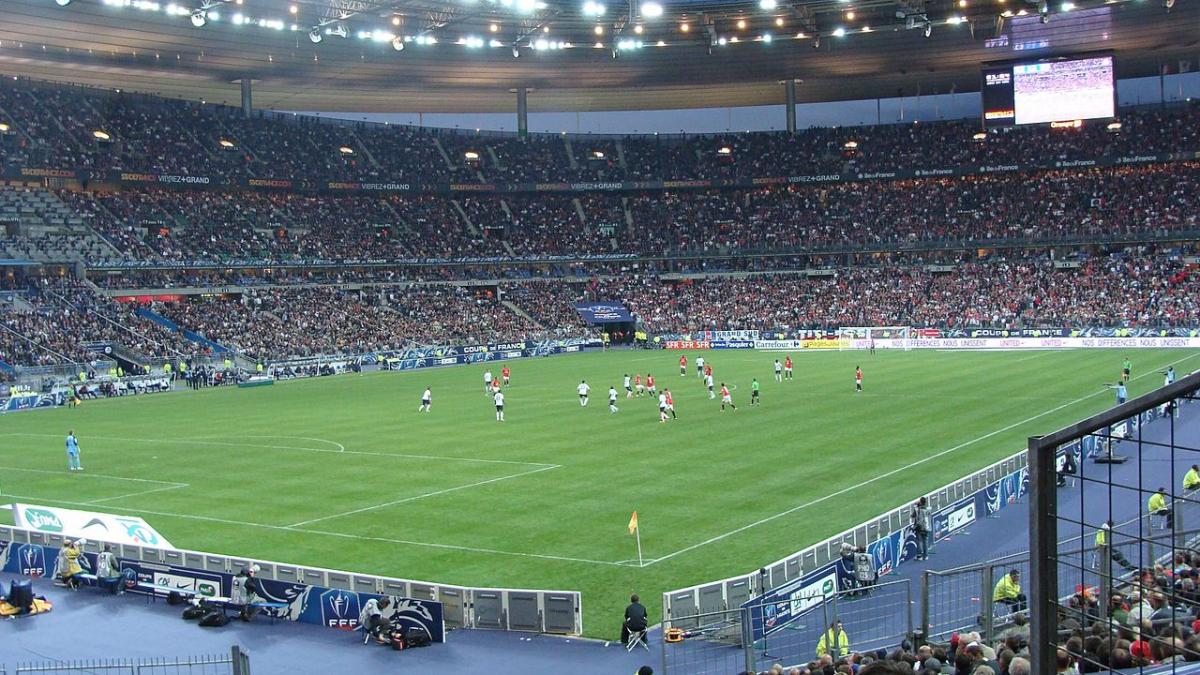 euro 2016 pachet suspect descoperit pe stade de france