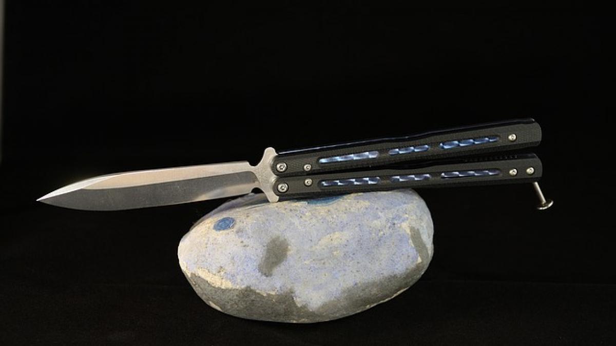 ce accesorii aveau in bagaje fanii rusi care i au batut crunt pe cei ai angliei la marsilia