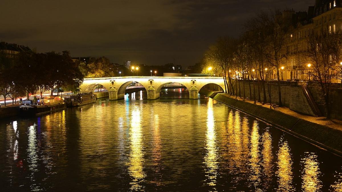 luare ostatici paris politist mort