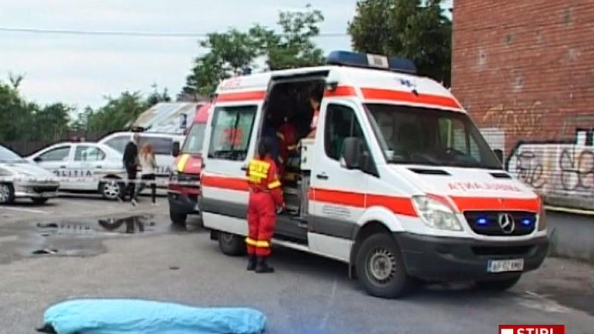 un licean s a aruncat de la etajul 9 dupa o cearta cu iubita mesajul terifiant trimis inainte de a