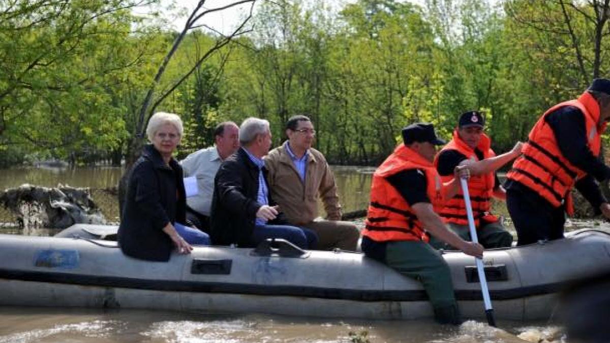 victor ponta inundatii liviu dragnea
