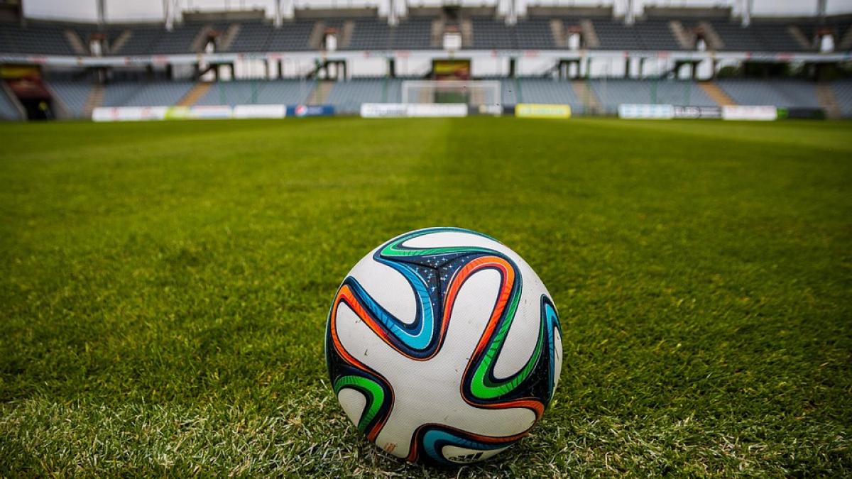 o noua tragedie la euro 2016 a murit sub privirile ingrozite ale celorlalti compatrioti