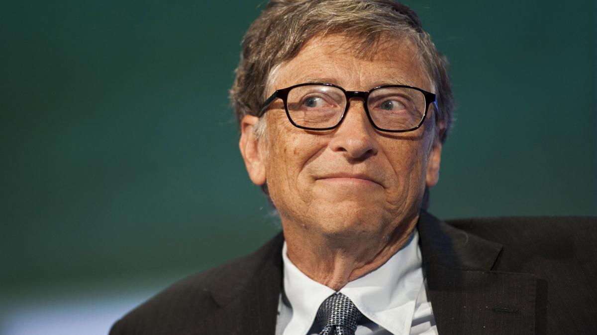 era sa porneasca un razboi cum a ofensat bill gates o natiune intreaga incercand sa faca o fapta