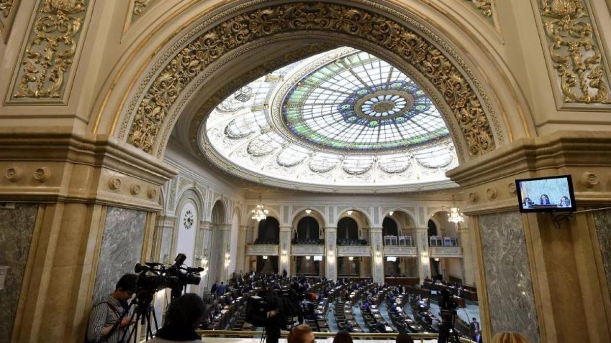premiera senat guvern ordonante camera