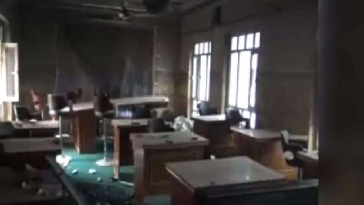 imagini terifiante din interiorul inchisorilor isis cum erau tinuti si torturati prizonierii