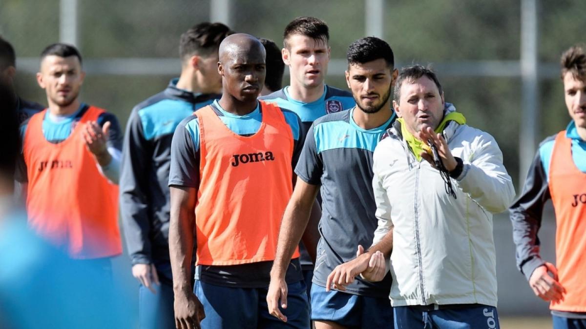 cfr cluj a ramas fara antrenor