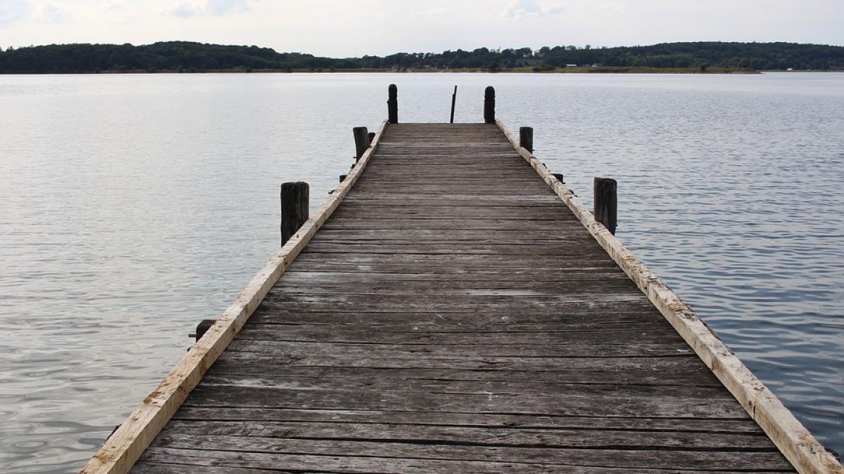 a incercat sa se sinucida din cauza mamei sale o fata de 12 ani salvata in ultima clipa