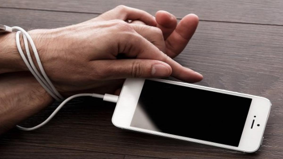 lucruri pe care producatorii le fac pentru a ne creste dependenta de telefoane