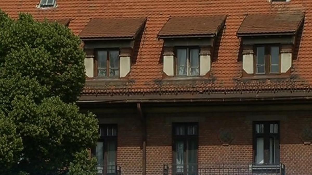 kovesi sediu hotel triumf dna