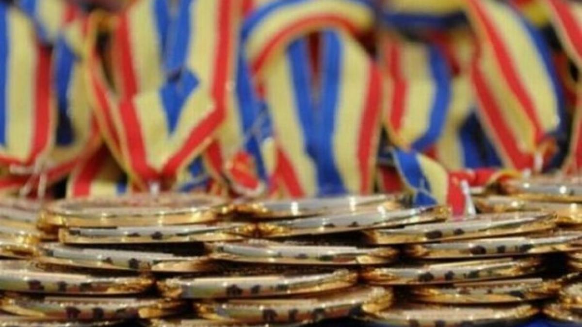 medalii de aur si de argint castigate de elevii romani la olimpiada balcanica de informatica de la