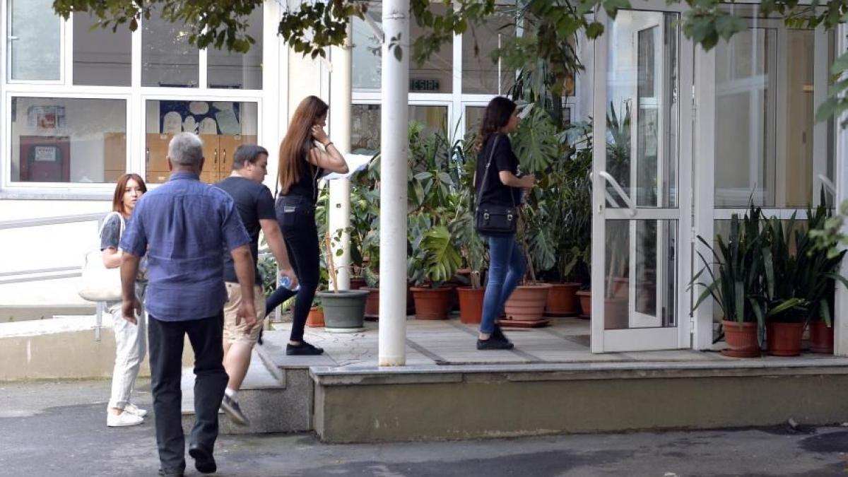 bacalaureat 2016 incidente la bistrita nasaud sase absolventi de liceu au fost eliminati din examen