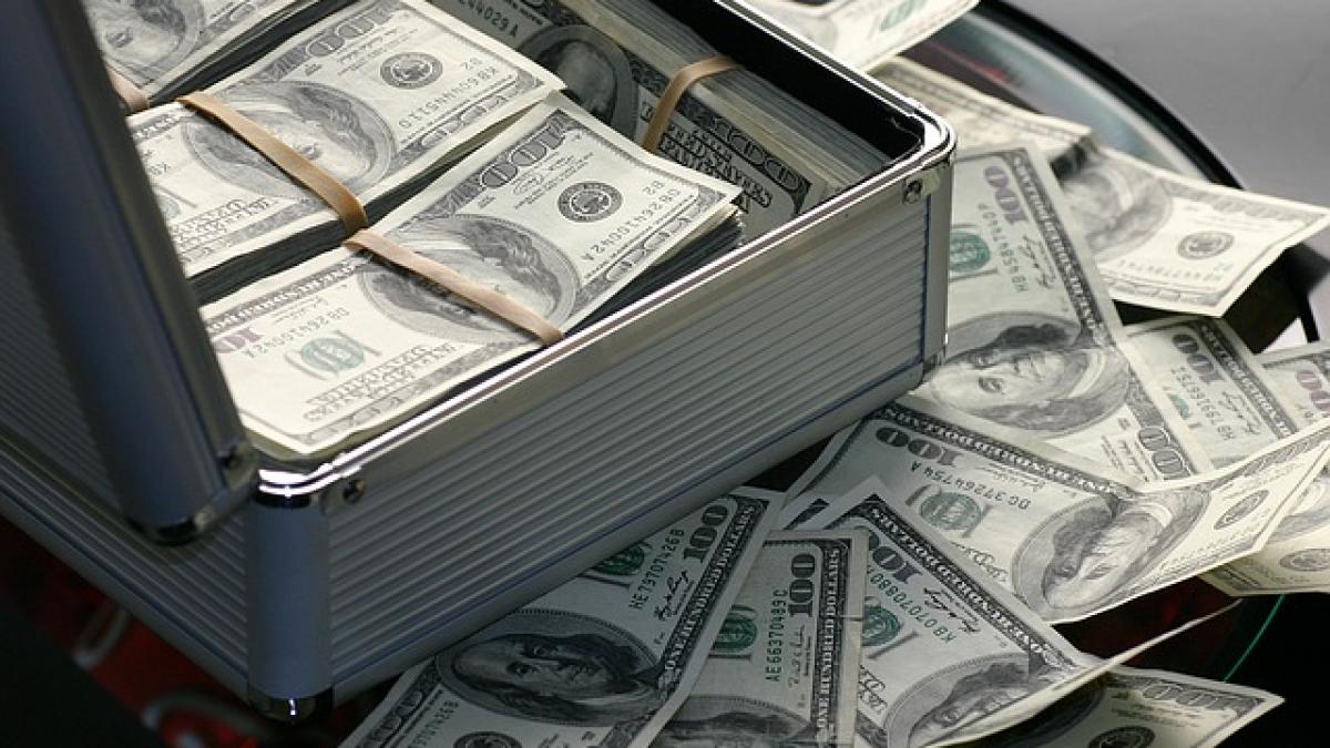 un taximetrist a inapoiat 200 000 de dolari uitati de un om al strazii dezamagirea pe care a avut o