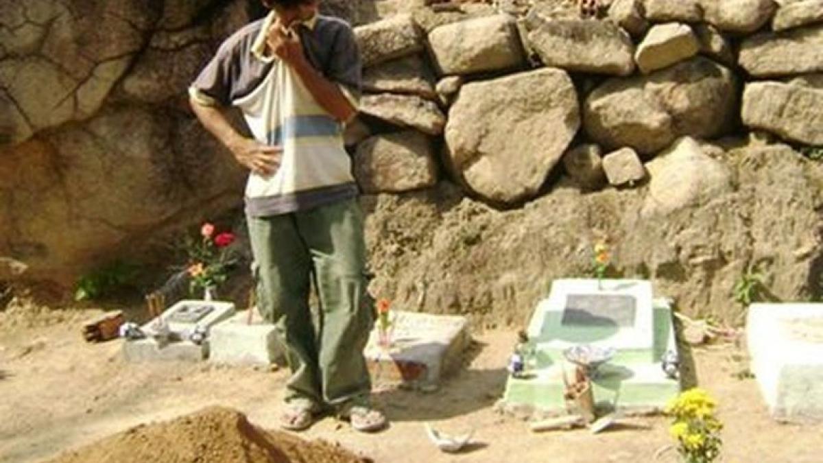 timp de 15 ani acest barbat a inmormantat copii avortati cand l au vizitat mamele insa gestul lui a