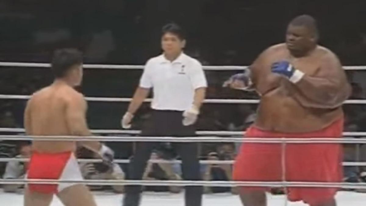 ce se intampla in ring cand ajung fata in fata un gigant sumo de 273 de kg si un luptator de