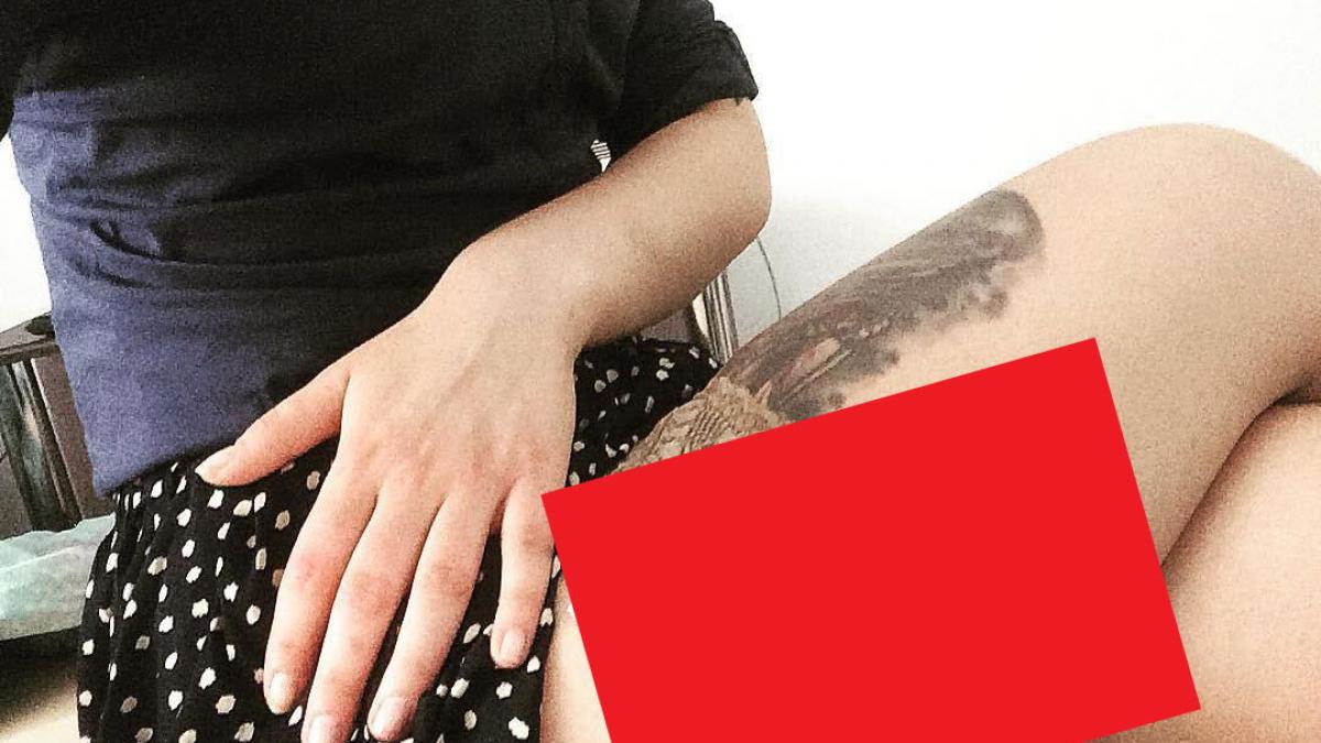 si a ridicat rochia si a facut un selfie ce avea fata de fapt pe picioare