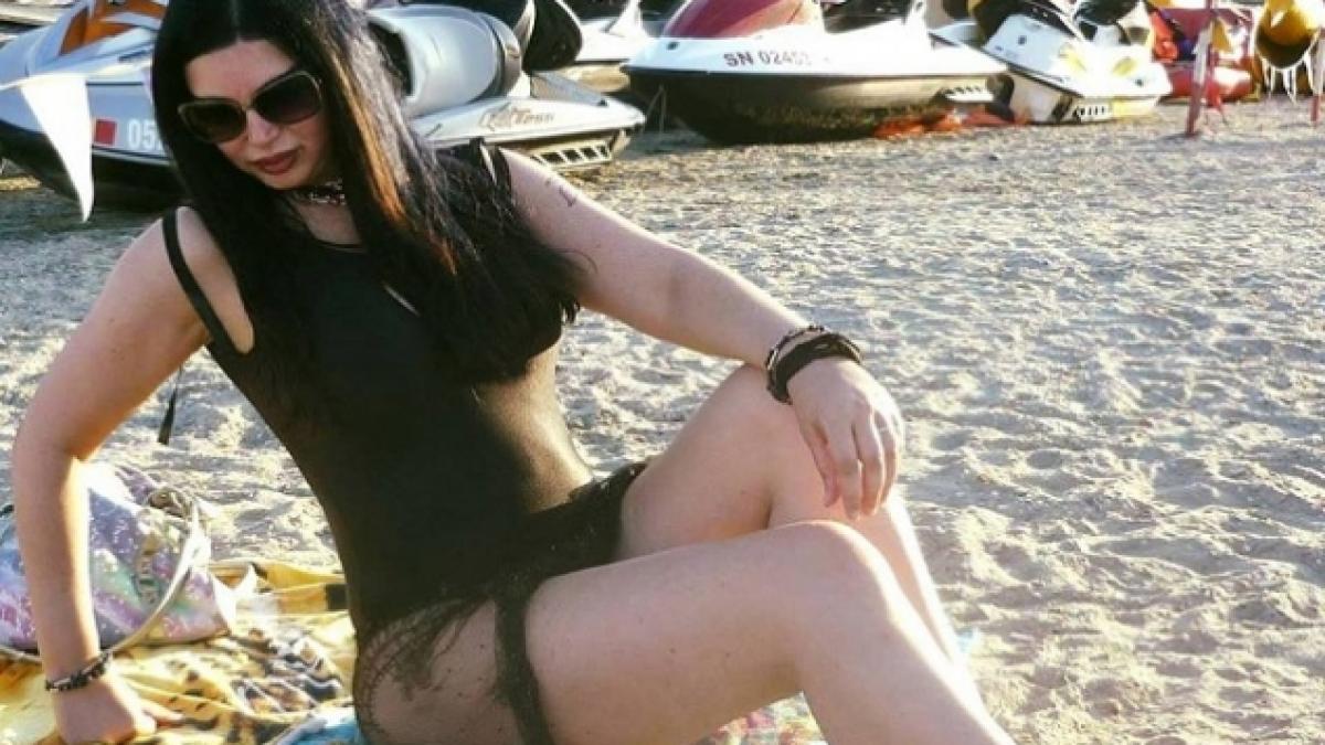 cum a aparut marinela nitu la plaja toata lumea intorcea capul dupa ea