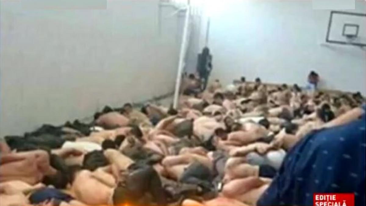 imagini socante din turcia mii de soldati capturati si maltratati