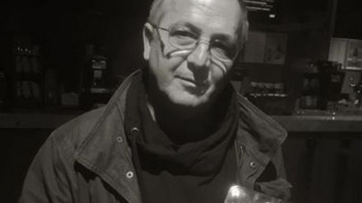 romanul din spatele celebrului festival de muzica de la sziget a murit intr un accident de masina