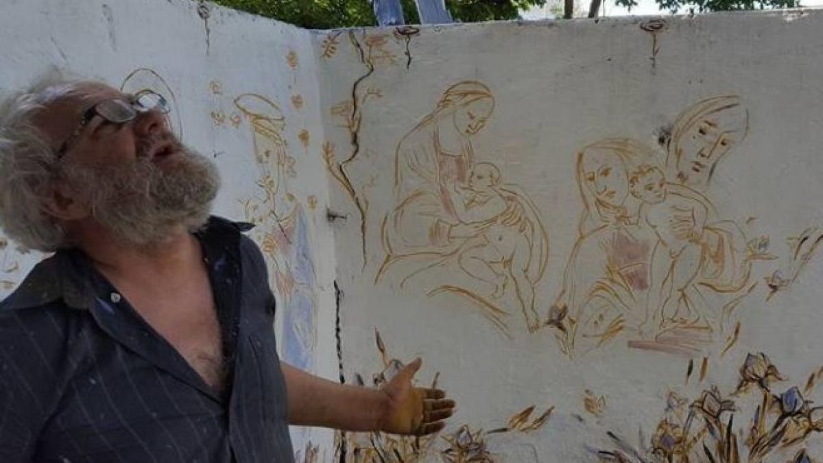 artist celebru amendat de politistii locali bucuresteni pentru o opera de arta