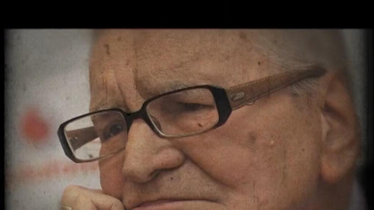 s a nascut intr o familie saraca si este pe scena si la 94 de ani vezi povestea de viata a