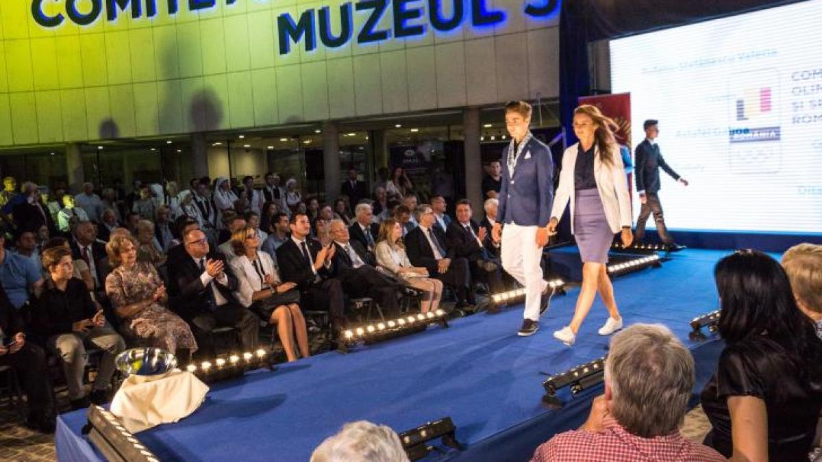 cum arata tinuta oficiala a echipei romaniei la jocurile olimpice de la rio de janeiro