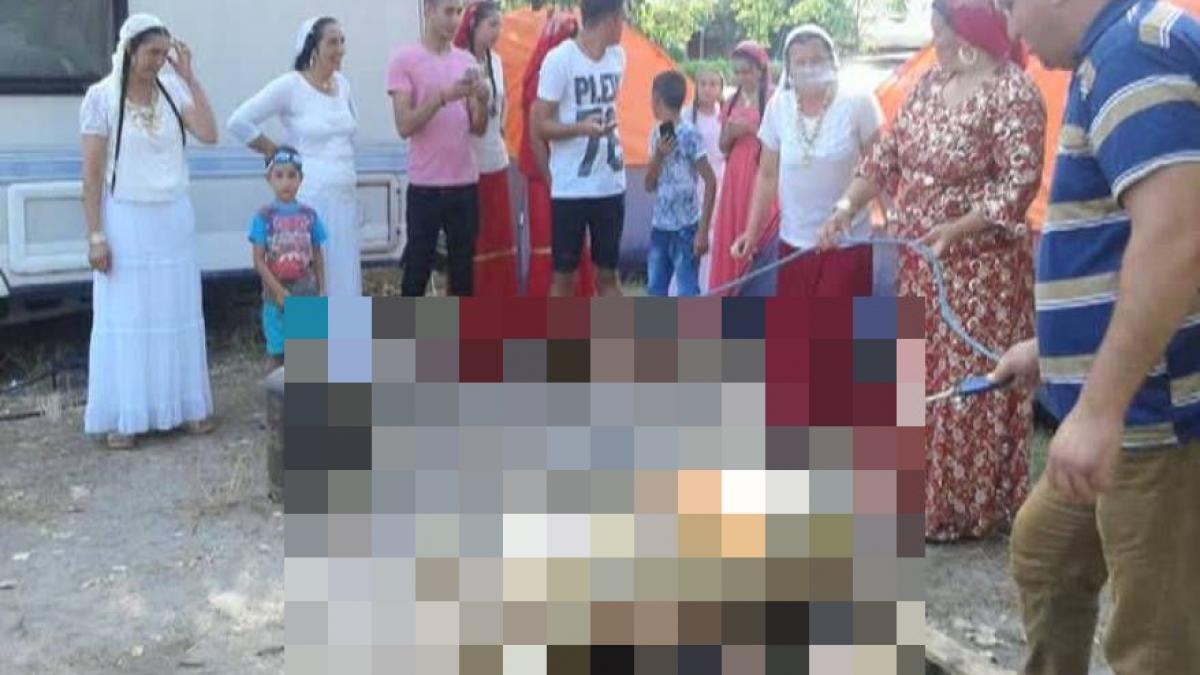 imagini socante pe plaja din mamaia l au pus in mijloc si i au dat foc