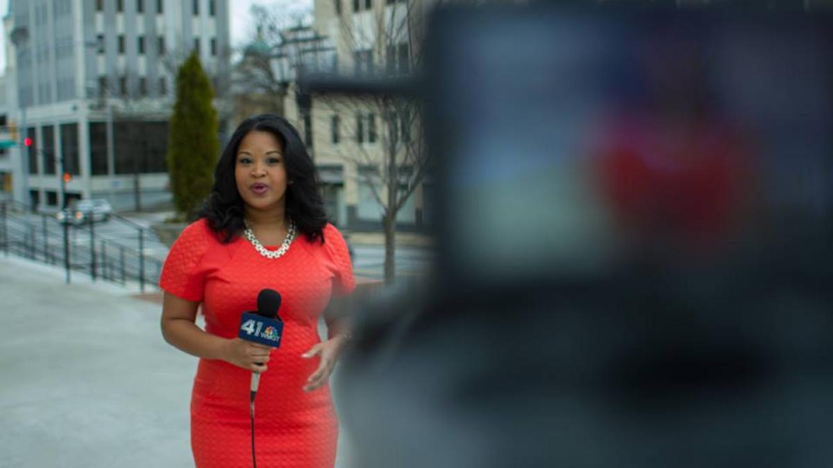 vesti triste o cunoscuta prezentatoare tv a murit cu o zi inainte sa implineasca 25 de ani