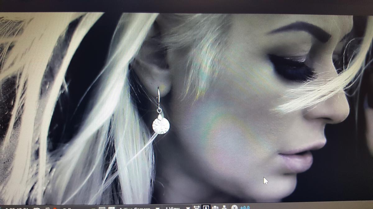 o vedeta de la noi si a gasit fiica de 12 ani moarta in casa