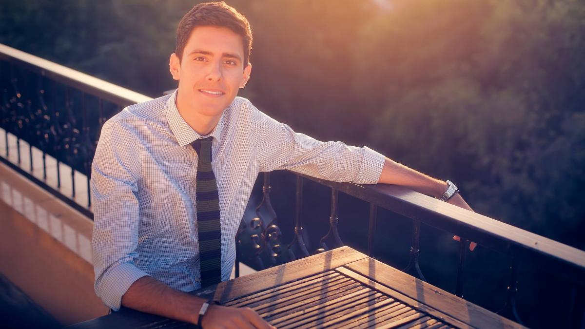 eroul zilei costin dobrin noul einstein