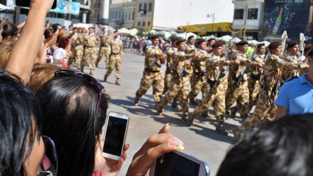 apelul unui senator catre ministrul apararii decat sa facem figuratie si sa devenim tinta
