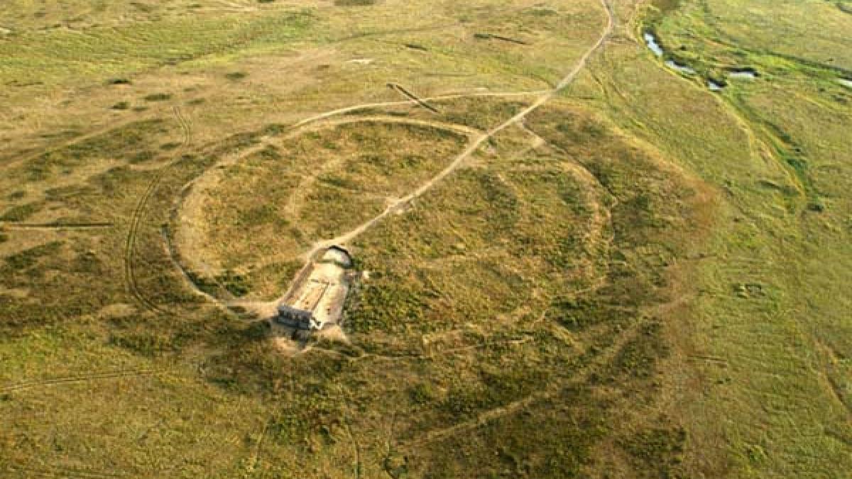 descoperire uriasa sub stonehenge ul rusesc pare de domeniul science fiction video