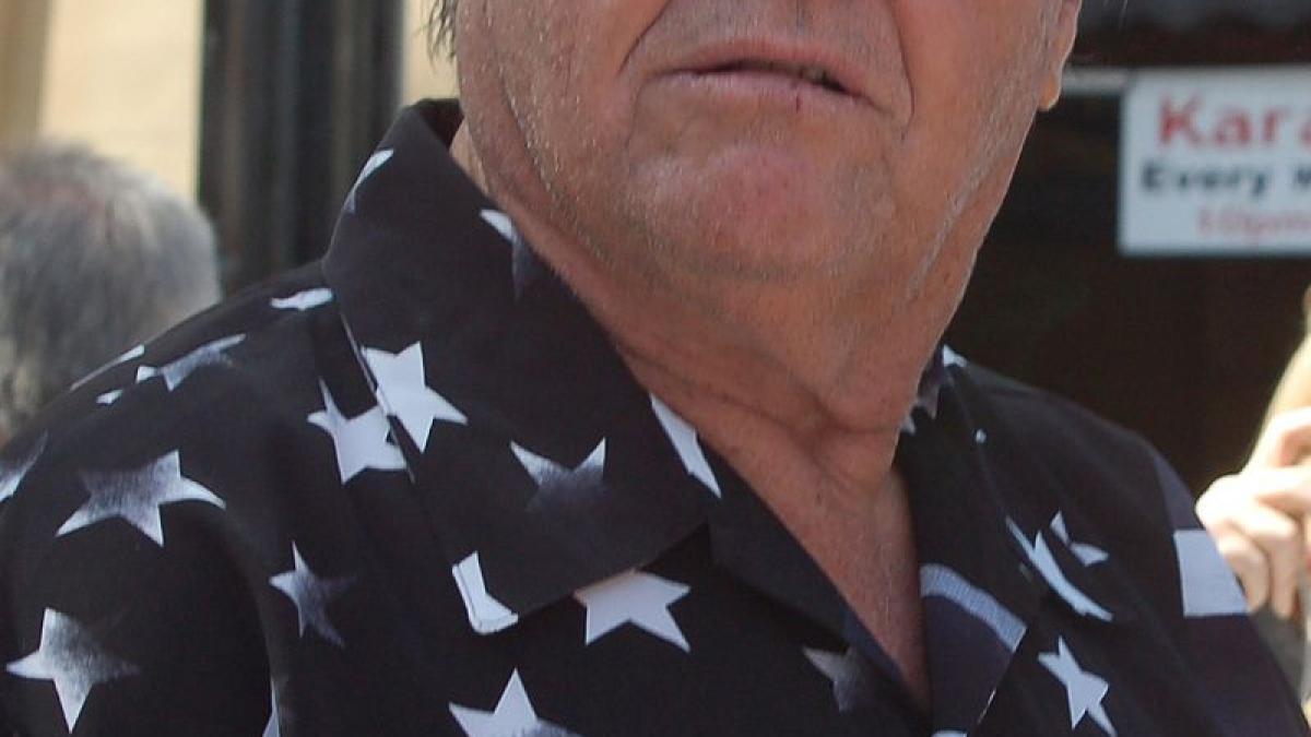 actorul jack nicholson ar putea investi pe litoralul romanesc