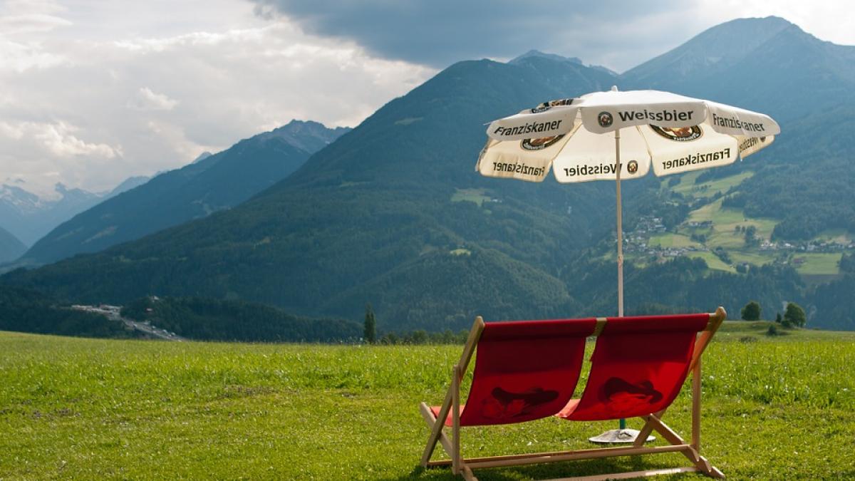 romania fierbe la peste 36 de grade meteorologii anunta cod galben de canicula si disconfort termic