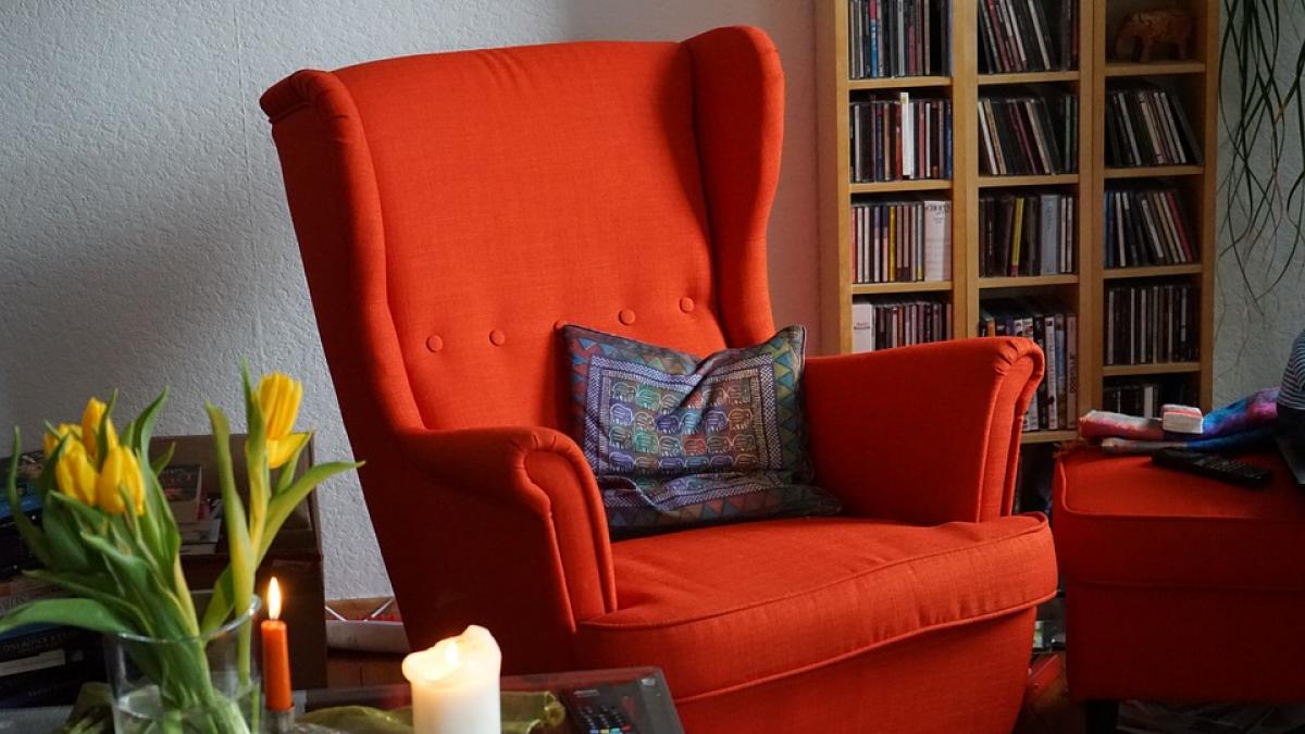 au cumparat un scaun de la un targ de vechituri si l au tinut 10 ani in pod socul familiei cand a